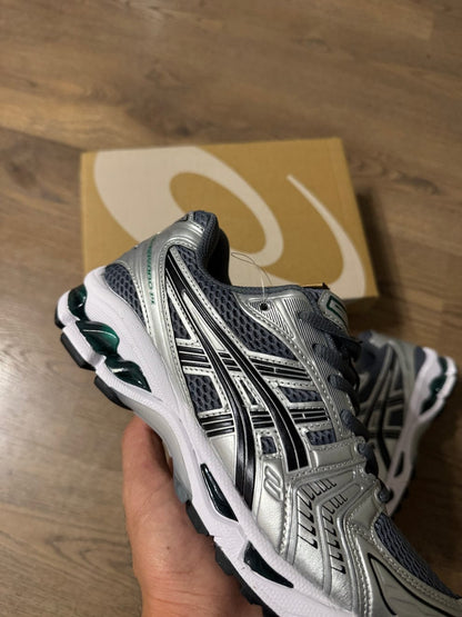 ASICS GEL - KAYANO - MODELO 3