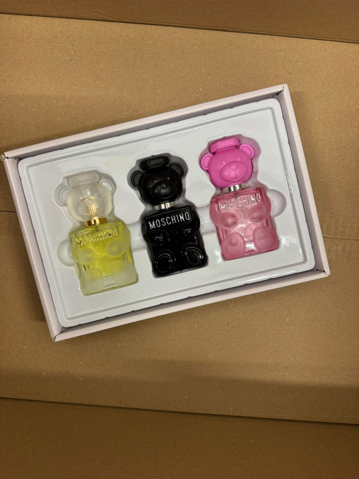 ESTUCHE MOSCHINO
